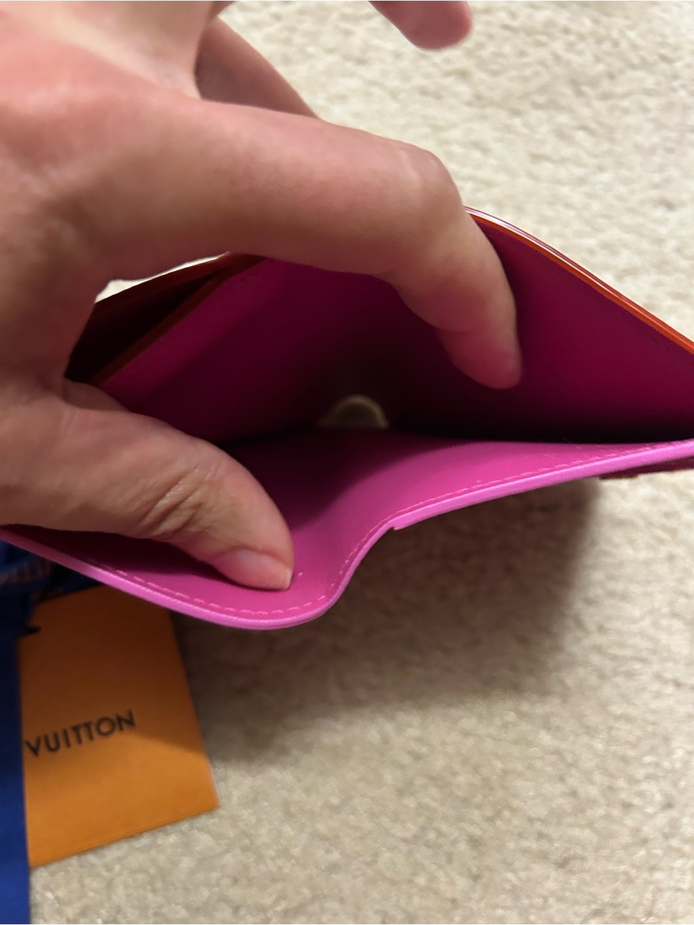 AUTHENTIC NWOT LOUIS VUITTON MURAKAMI LISA wallet. - Picture 16 of 16
